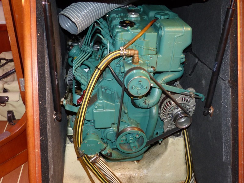 Dufour 425 - 46.jpg